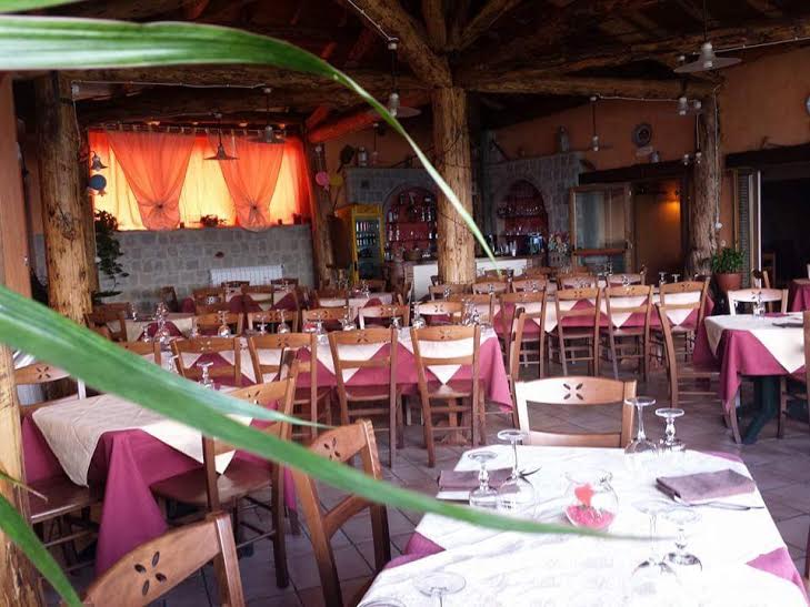trattoria, ucria (me) -