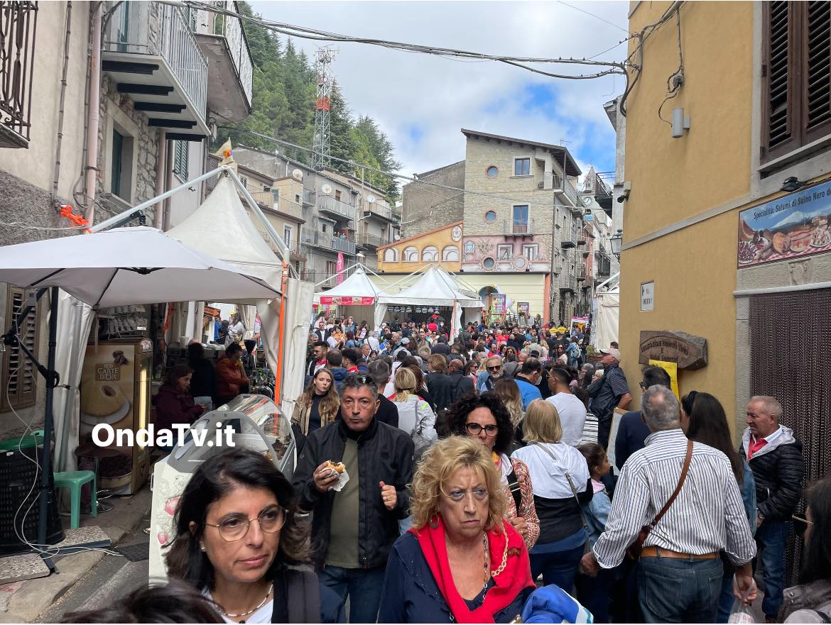 floresta  ottobrando: grande successso per la prima giornata 