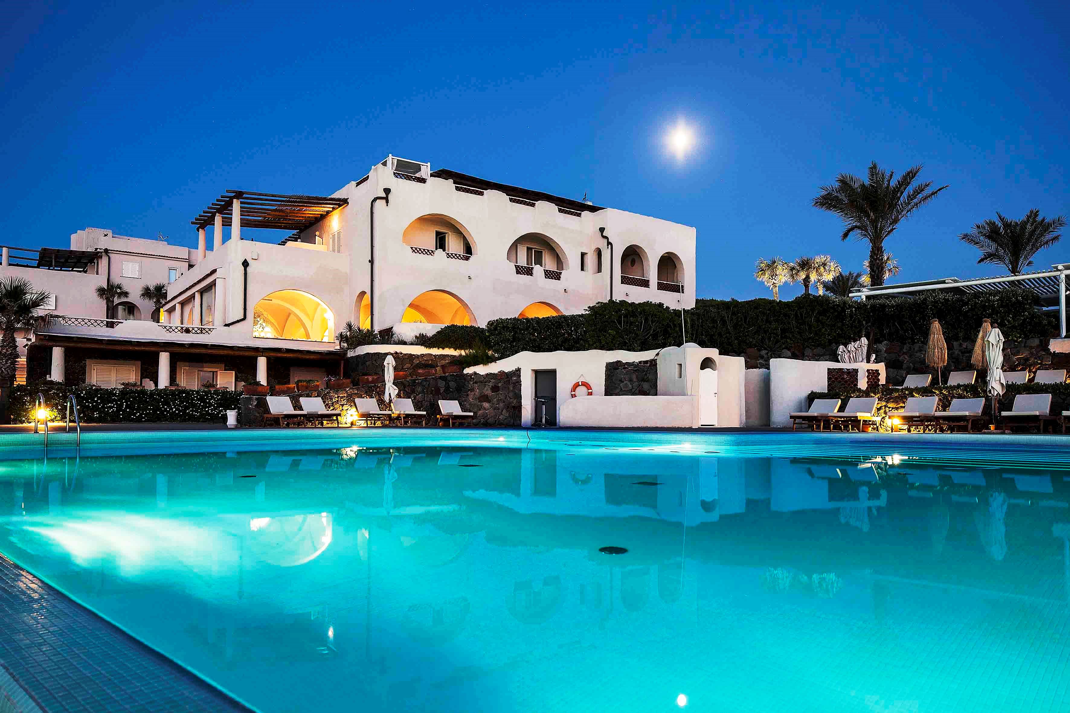 hotel, vulcano (me) therasia resort